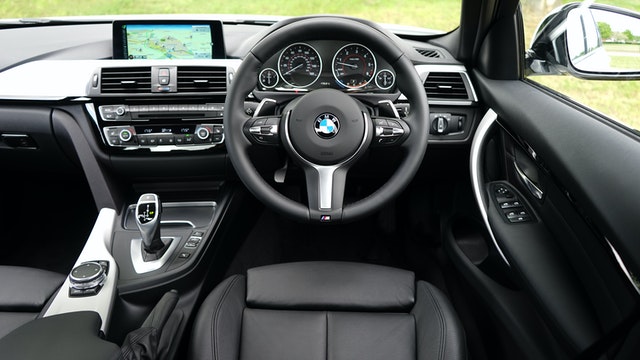 Common mistakes of the steering wheel